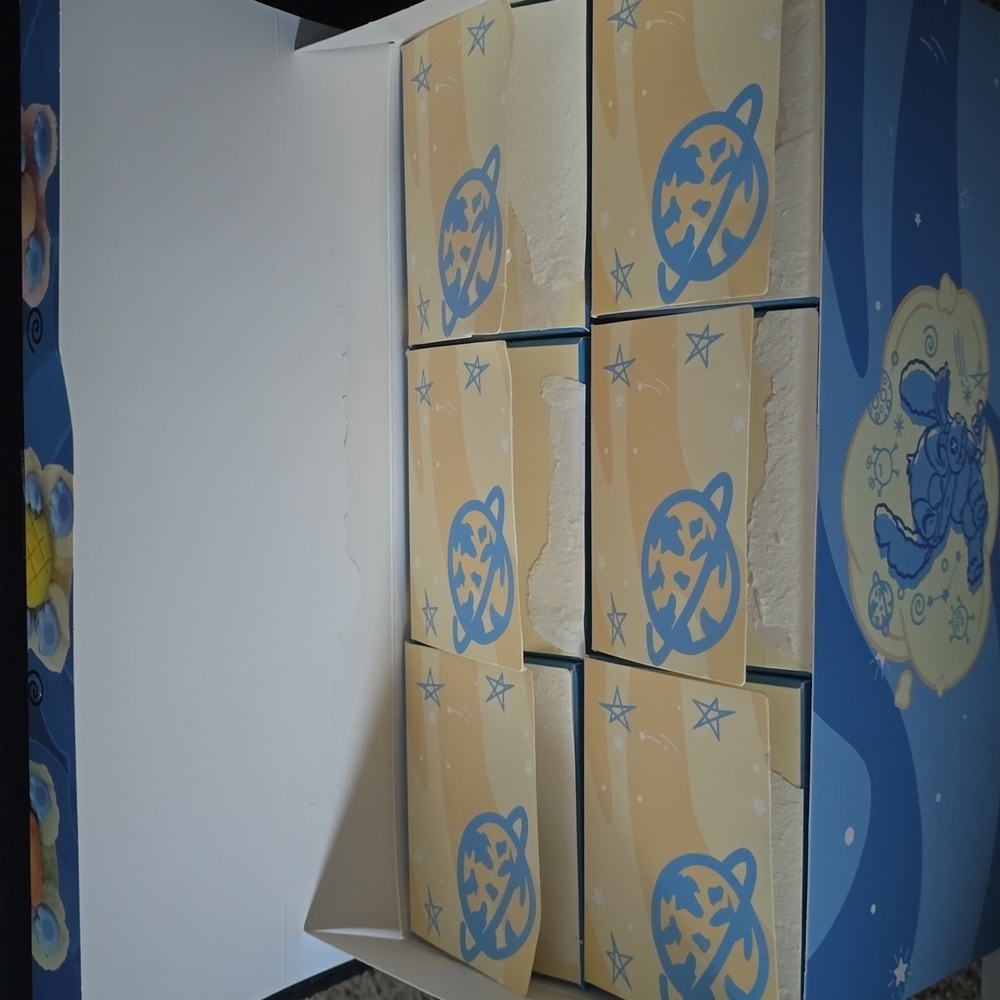 Disney Stitch Eat Something Before You Sleep - Confirmed CRISPY PIZZA - Picture 2 of 2